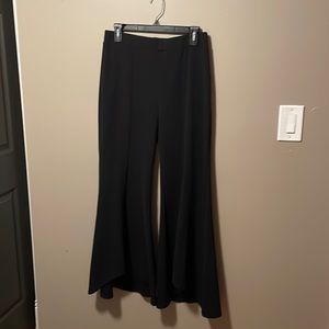 Cece flare leg black elastic waist pants- worn once, comfortable and stylish